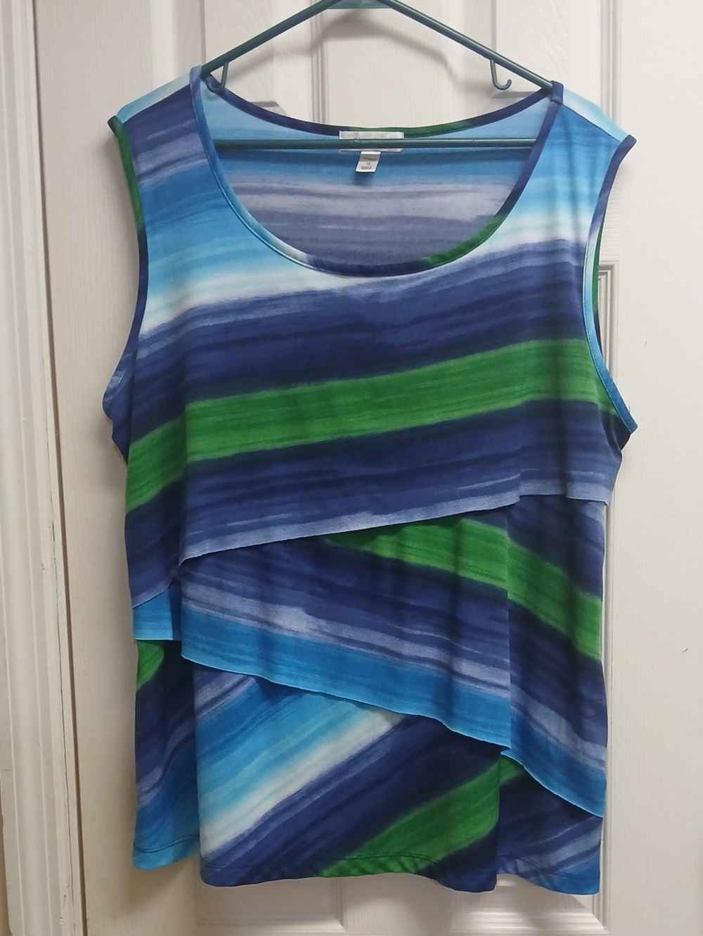 ​Dressbarn Women's Plus Size 1X Asymmetric Layered Watercolor Stripe Sleeveless - Picture 2 of 8